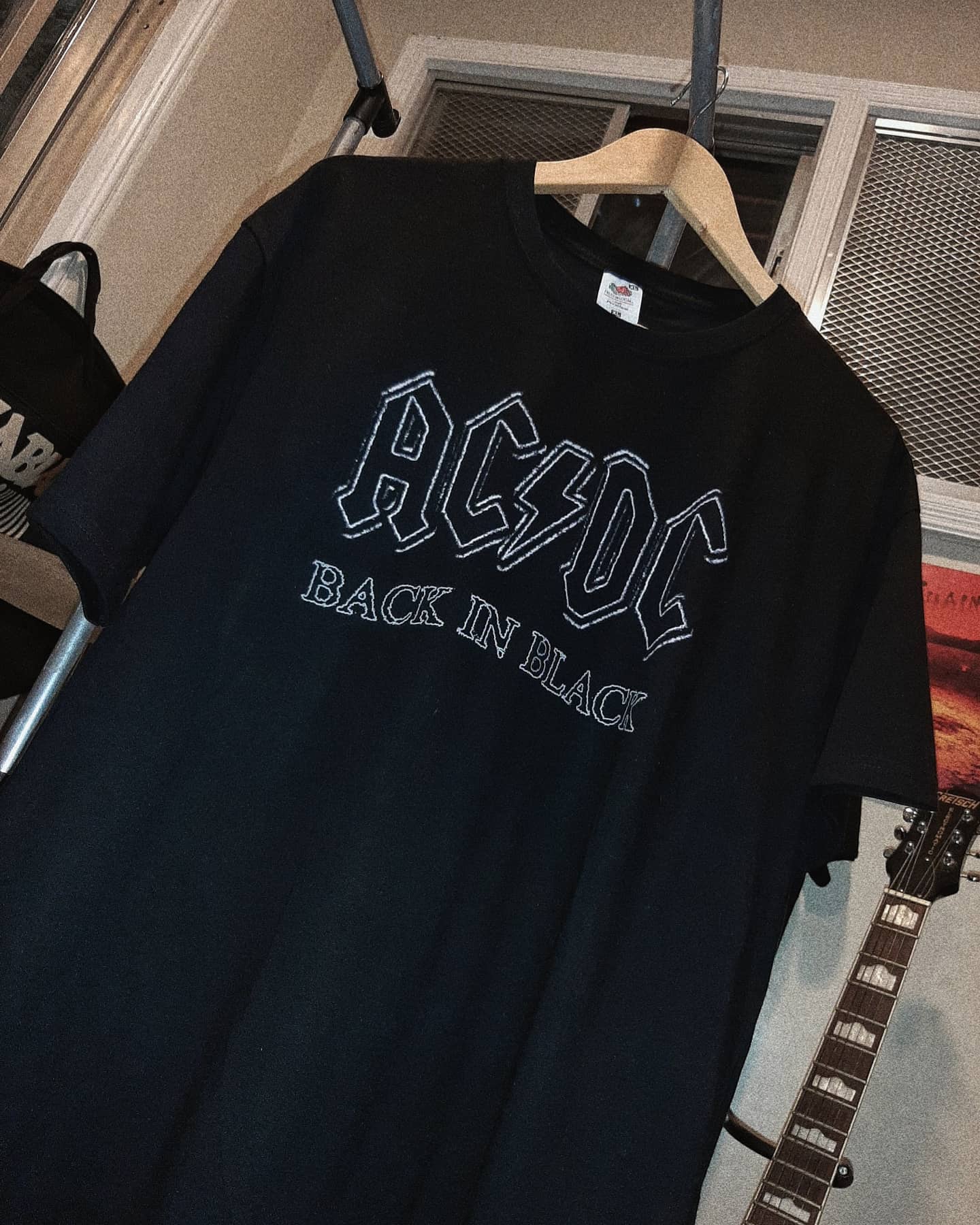 AC/DC Back in Black Outline